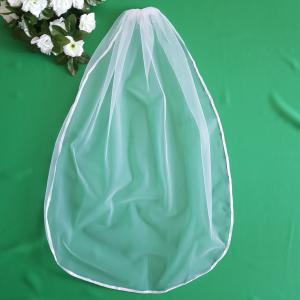 1 rétegű, szatén szélű, EKRÜ menyasszonyi fátyol (15.2)