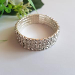 4 soros strasszköves rugalmas karkötő