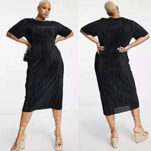 40-es/M-es pliszírozott, fekete T-shirt / póló fazonú midi ruha / oversize tunika, kismama ruha