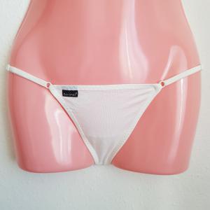 Állítható derekú, fehér pamut tanga bugyi