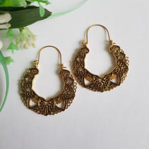 Aranyszínű, keleties mandala fülbevaló