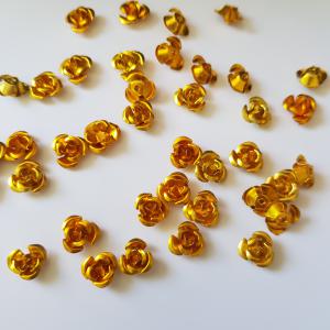 Aranyszínű miniatűr fém rózsa dísz, díszítő elem