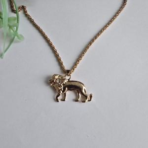 Aranyszínű, strasszköves oroszlán medálos nyaklánc