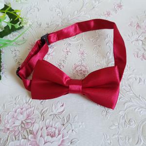 Borvörös színű gyerek szatén csokornyakkendő