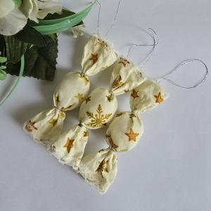 Csillag mintás textil szaloncukor, karácsonyfadísz, karácsonyi dekoráció