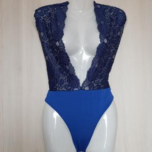 Egyedi készítésű sötétkék színű szexi, csipkés body