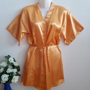 Egyszínű arany szatén köntös – kb. M-es