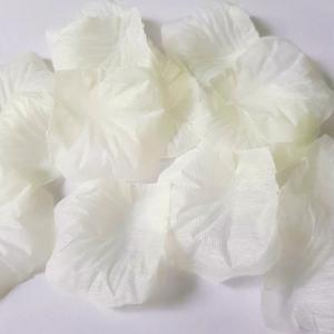 Ekrü színű 100db-os textil virágszirom