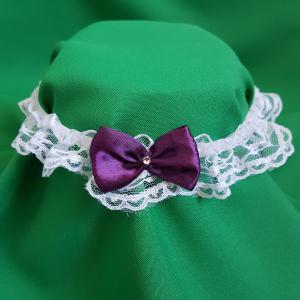 Hófehér csipkés, bordó masnis menyasszonyi harisnyakötő, combcsipke