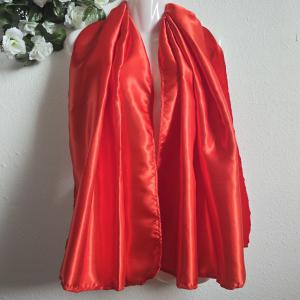 Piros színű szatén sál, kendő, vállkendő, stóla
