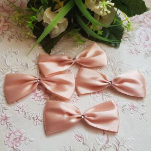 Púder színű szatén masni dísz, dekoráció