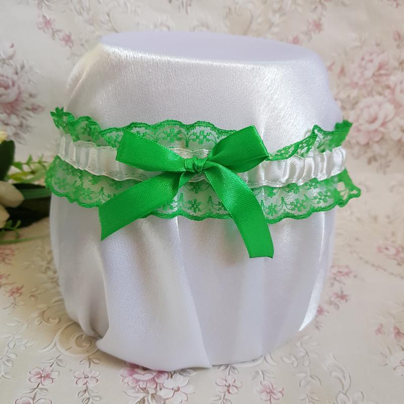 Zöld csipkés, zöld masnis menyasszonyi harisnyakötő, combcsipke