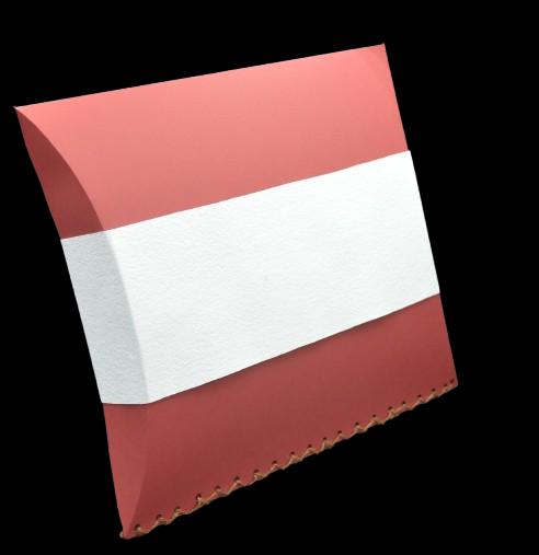 Lebomló urna szórópárna - cseresznye piros színbe pántos