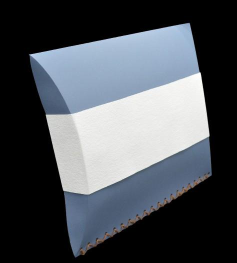 Lebomló urna szórópárna - levendula kék színbe pántos