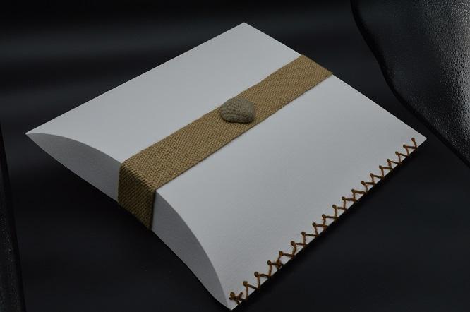 Lebomló vízi urna szórópárna tengeri kagyló dísz