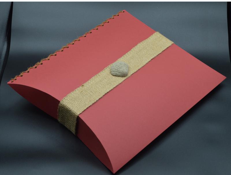 Lebomló vízi urna szórópárna tengeri kagyló dísz cseresznye színben