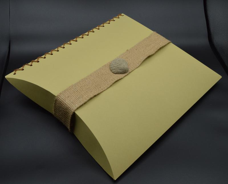 Lebomló vízi urna szórópárna tengeri kagyló dísz olíva színben