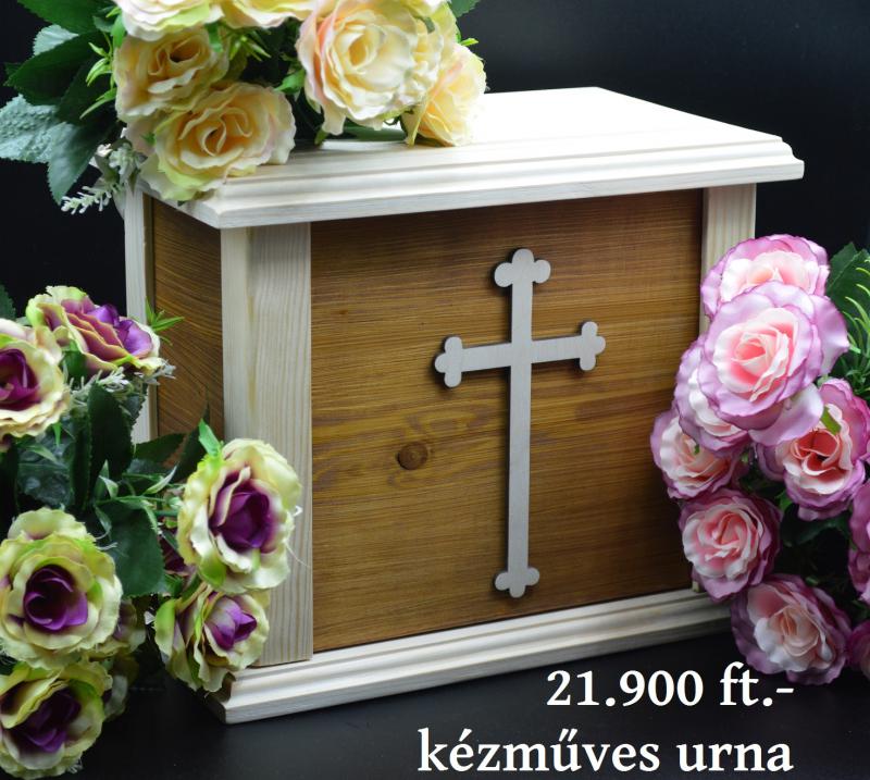 Urna fából kézzel készítve kereszt urnakoporsó fa koporsó