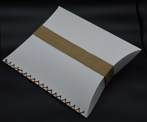 Urna szóró párna - környezetbarát natúr fehér