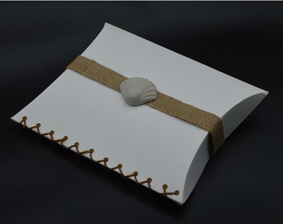 Urna szórópárna -  kis méret fehér kagylós