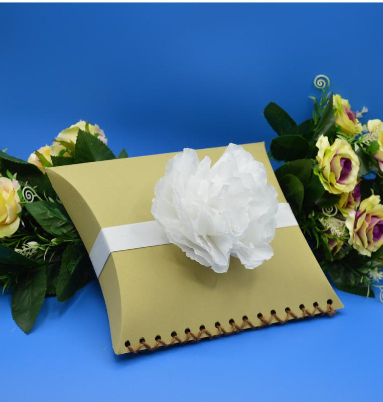 Urna szórópárna - olíva kis méret fehér színű virággal