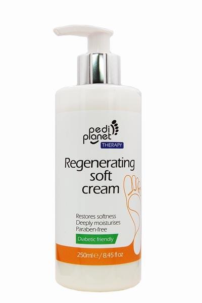 Pedi Planet Regenerating soft cream 250ml (regeneráló mentolos lábápoló krém)