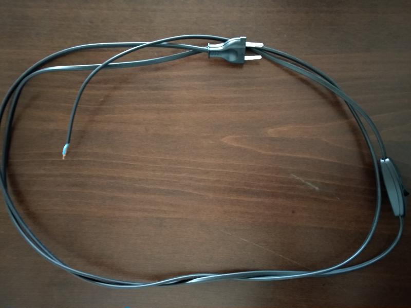 200/50 kapcsolós vezeték fekete