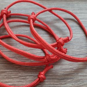 Piros védelmező kabbala paracord karkötő 5 db/cs