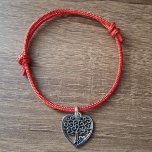 Színes paracord zsinór karkötő életfa szív fityegővel