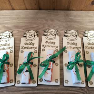 Rénszarvasos fa édességtartó