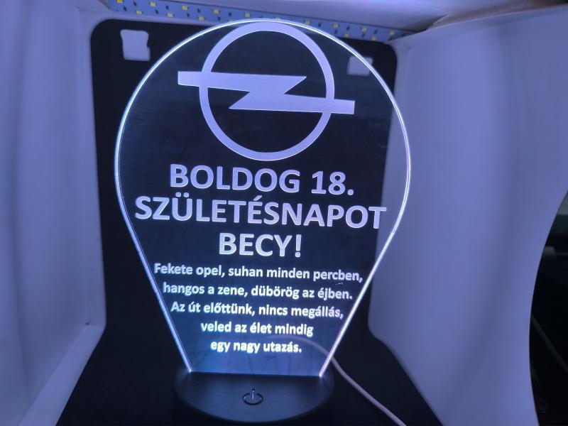 Opel LED lámpa