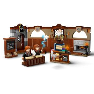 LEGO® Harry Potter™ - Roxfort™ kastély: Bűbájtanóra | #76442