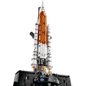 LEGO® Technic - NASA Artemis rakétakilövő rendszer | #42221