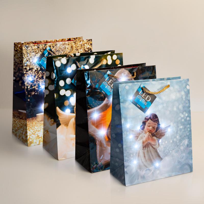 Ajándéktasak - 10 hidegfehér LED, papír - 265 x 127 x 330 mm - 4 féle