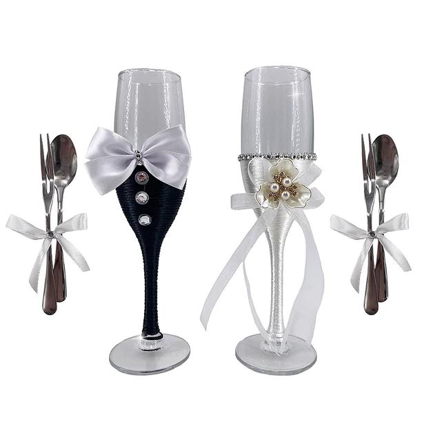 Esküvői pohár szett fekete/fehér + evőeszköz