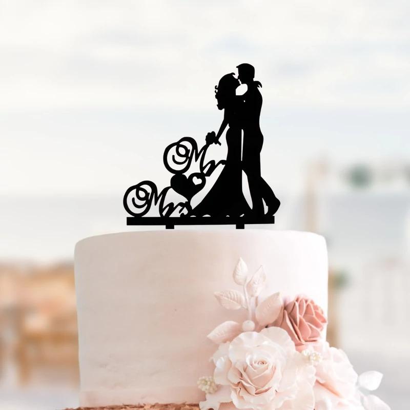 Esküvői tortadísz – Csókolózó pár- fekete