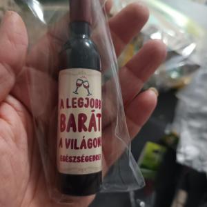 A legjobb barát a világon - Dugóhúzó Üvegnyitó Hűtőmágnes - Ajándék Barátnak