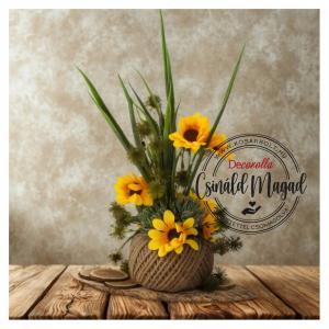 DIY Csináld magad - Napraforgós dekoráció fahasábon