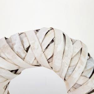 Háncskoszorú fémvázon 23cm