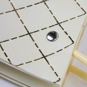 Impregnált mintás virágtasak - krém