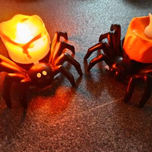 LEDes Halloween Pók mécses 9x5cm