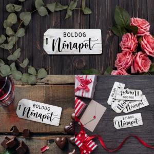 Nyomtatott dekorkarton - Boldog nőnapot scrapbook táblák 1db fehér