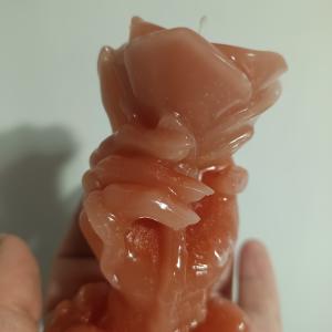 Rózsaszál kézben kézműves gyertya 10x5cm