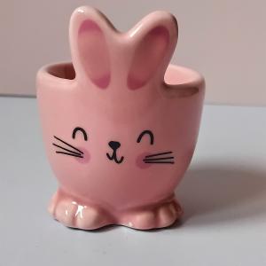 Tojástartó nyuszi 7cm
