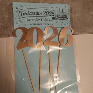 Tortadísz „2026” – kézműves beszúrós évszám