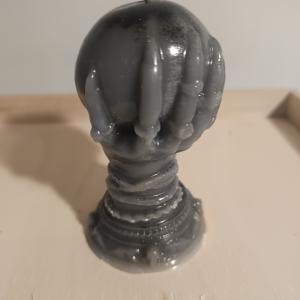Varázsgömb kézben kézműves gyertya 10x5,5cm