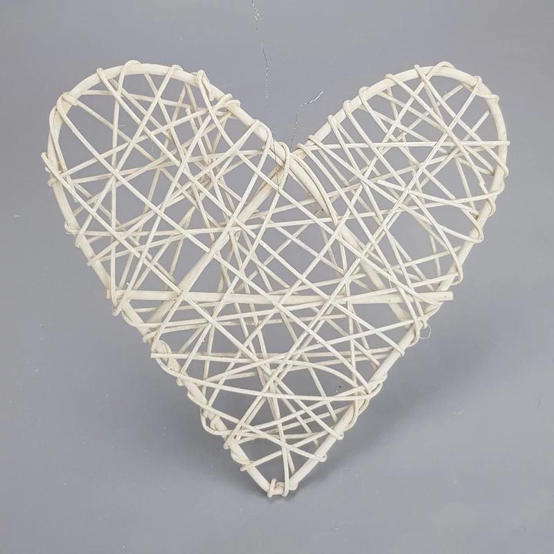 Fonott hálós szív 25cm fehér