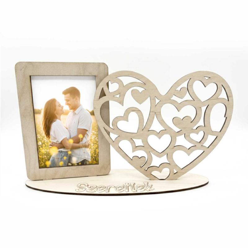 Lézerkivágott Fa Képkeret – „Szeretlek” Szív Mintákkal - Szerelmes Ajándék Valentin napra