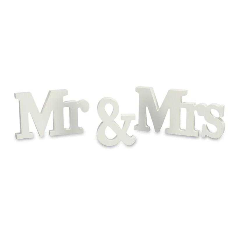 Mr&Mrs; fa asztali felirat fehér