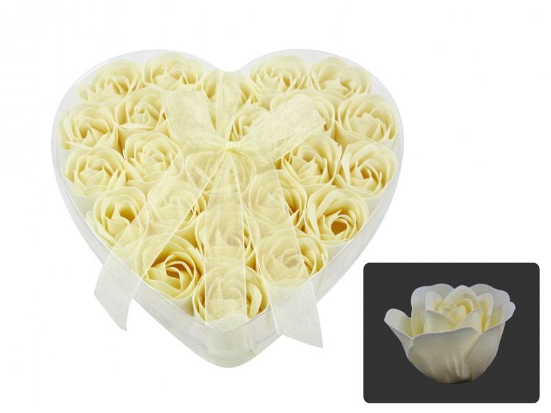 Szappanrózsa szett krém szív dobozban 24db 4cm